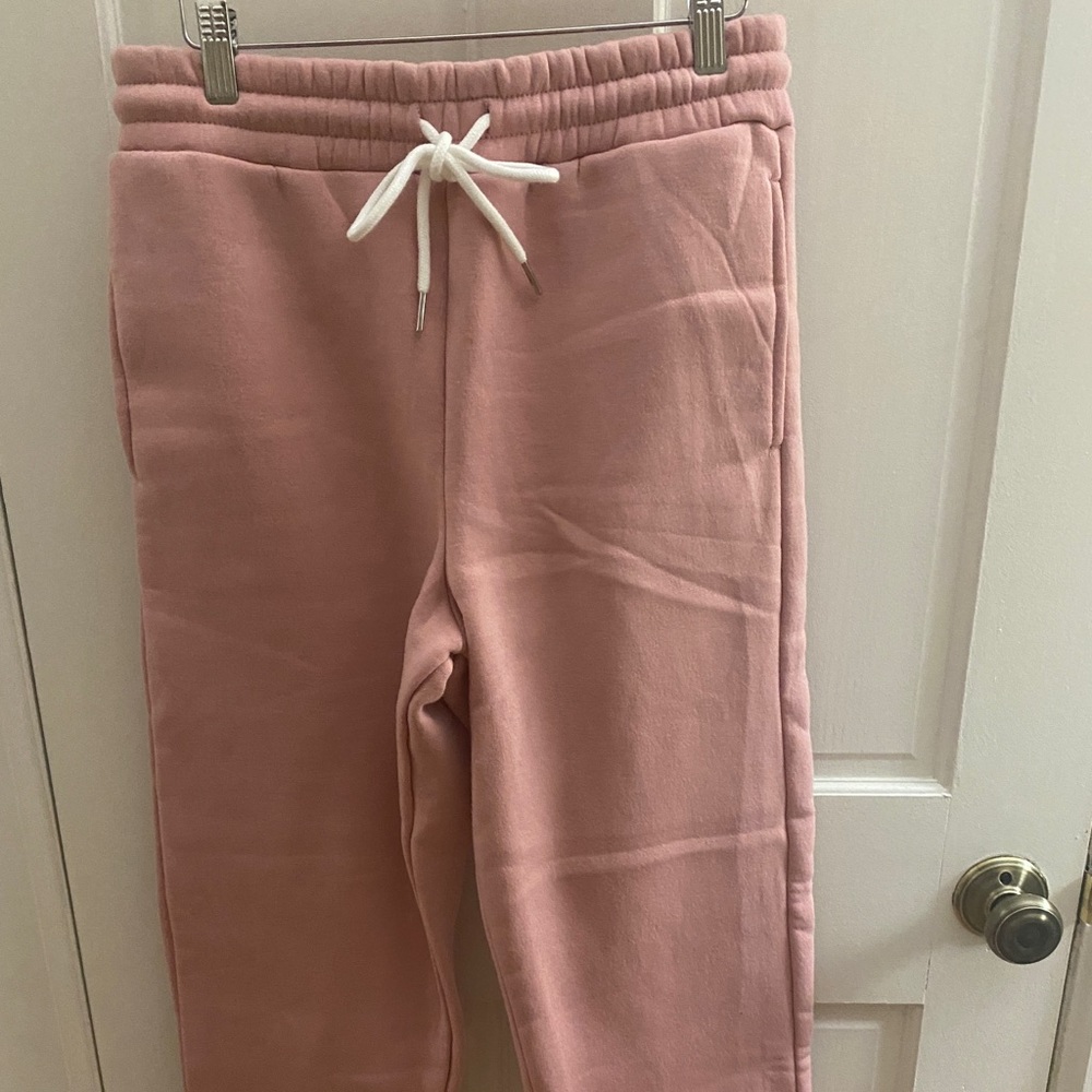 Sweatpants with drawstring